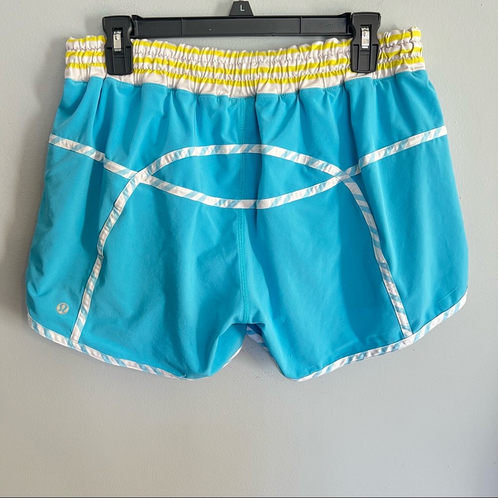 Lululemon Tracker Short 4" Blue/Yellow/White Shorts - Picture 7 of 8